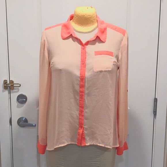 $5 Item! Maurices L Two-Tone Coral Pink Sheer Button Down Button Sleeve Blouse - Picture 1 of 7